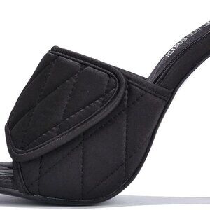 cape robbins heels